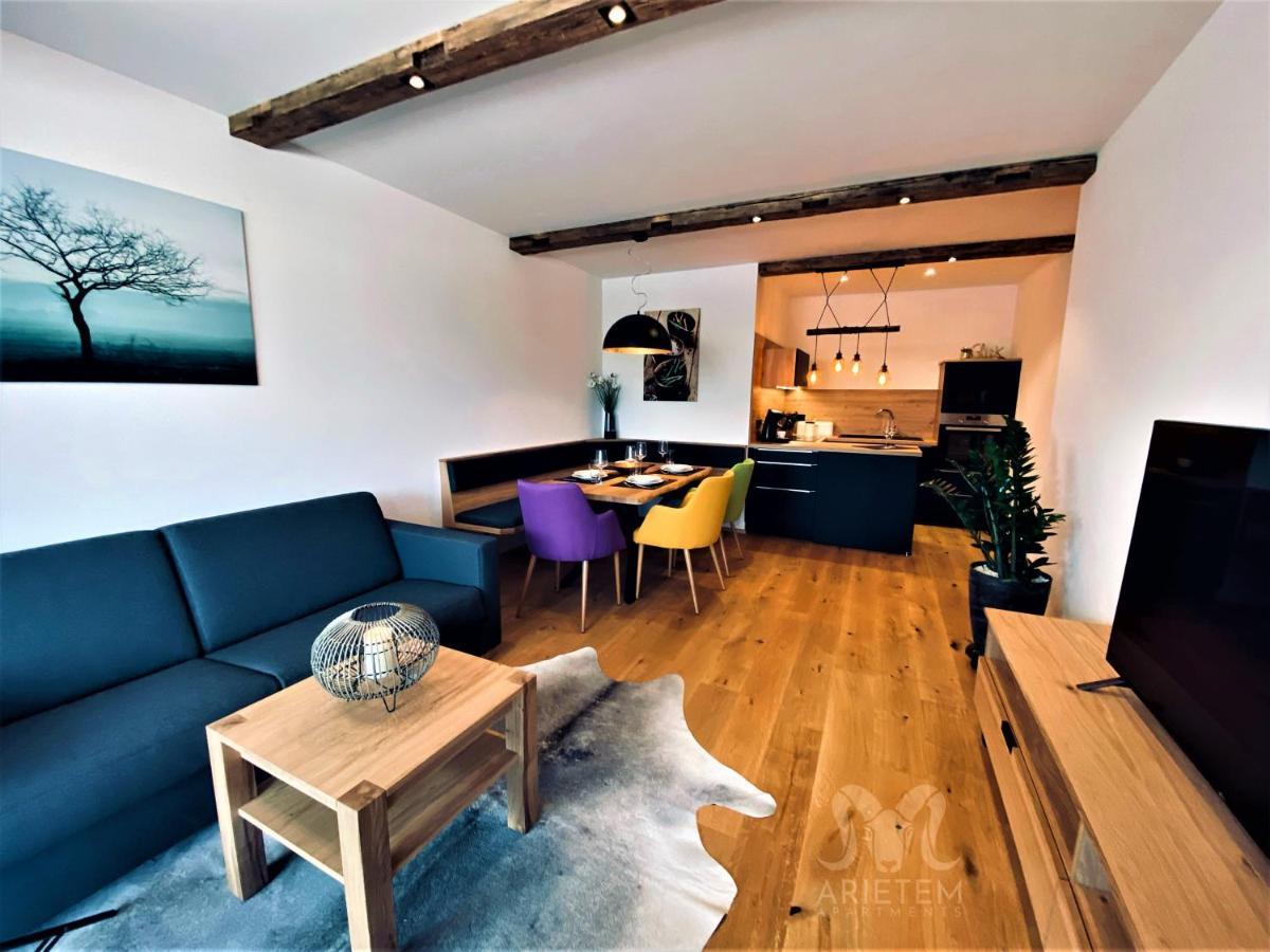 Arietem-Apartment - By Mynests Grobming Extérieur photo